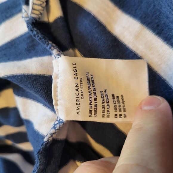 American Eagle Outfitters Standard Fit Long Sleeved Striped Polo Mens Size Large - Picture 7 of 7